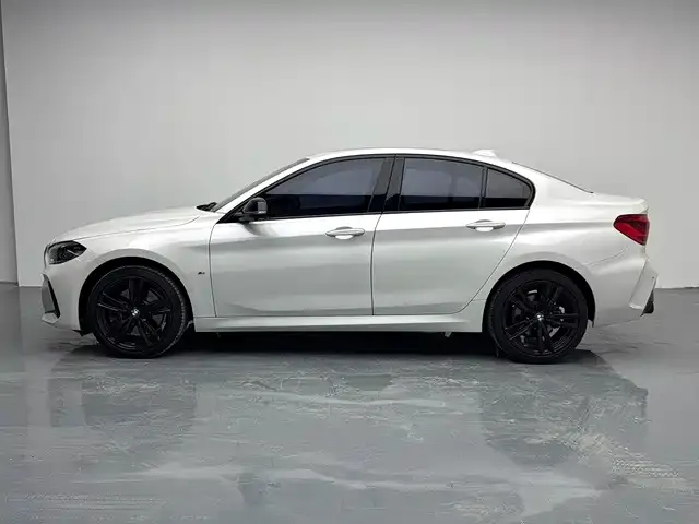BMW 1 Series — Фото автомобиля 4