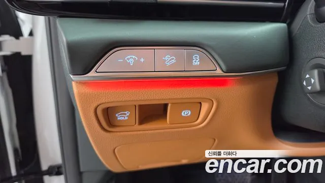 Genesis GV80 — Фото автомобиля 28