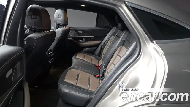 Mercedes-Benz GLE-Class — Фото автомобиля 26