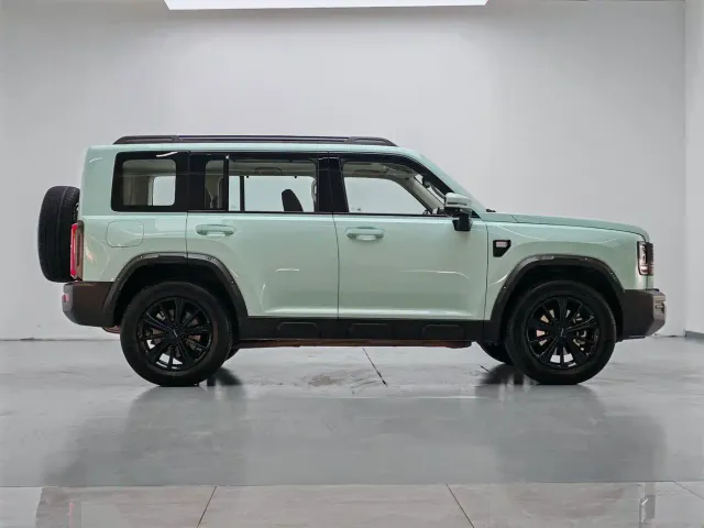 Haval Haval Meng Long NEV 2026 Hi4 200 Ultra Pilot Edition — Фото автомобиля 13