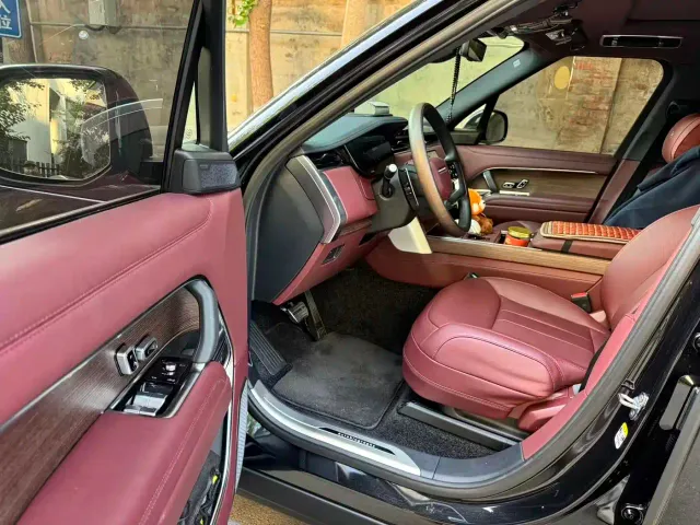 Land Rover Range Rover — Фото автомобиля 8