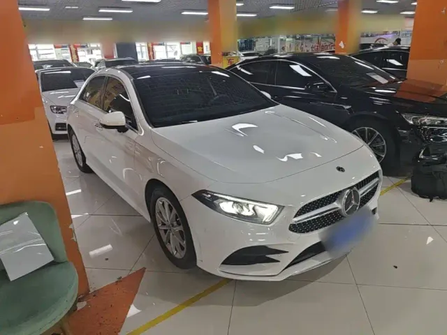 Mercedes-Benz A-Class — Фото автомобиля 3