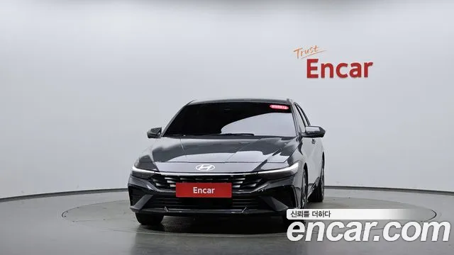 Hyundai Avante CN7 — Фото автомобиля 3