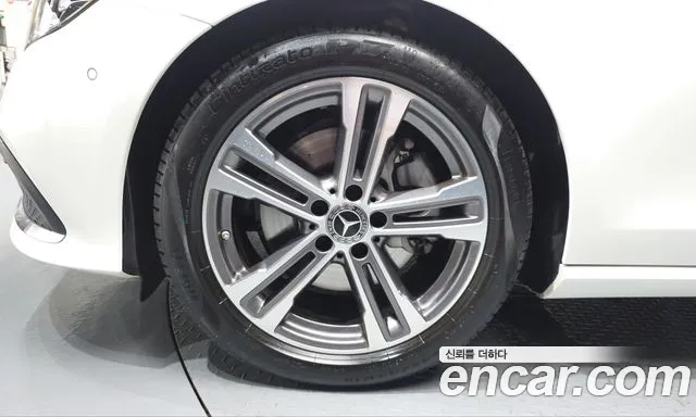 Mercedes-Benz E-Class W213 — Фото автомобиля 5