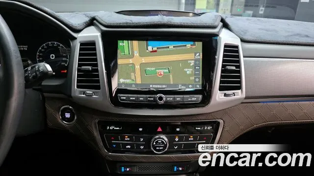 KG_Mobility_Ssangyong Rexton All Rexton Дизель 2.2 4WD — Фото автомобиля 17