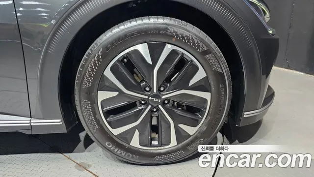 Kia EV6 — Фото автомобиля 19