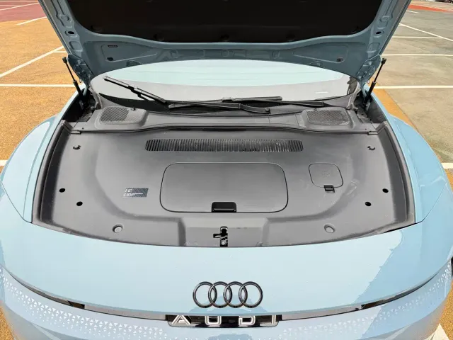 Audi E5 Sportback — Фото автомобиля 17