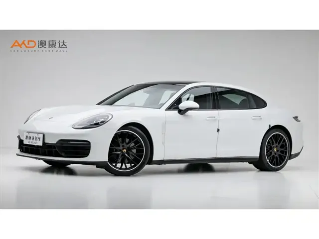 Фотография автомобиля — Porsche Panamera