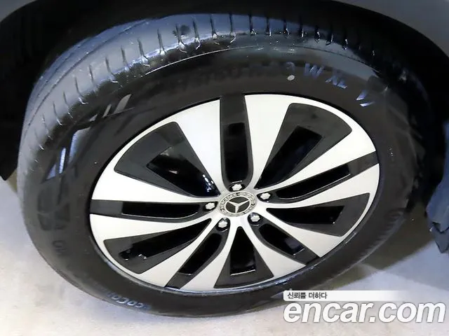 Mercedes-Benz GLE-Class — Фото автомобиля 20