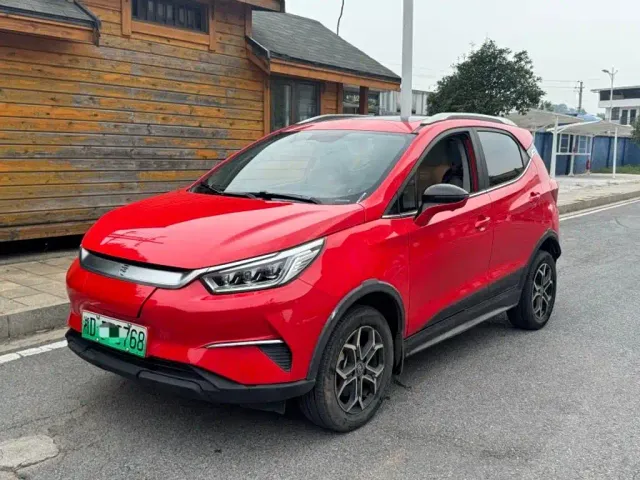 Фотография автомобиля — BYD Yuan Pro