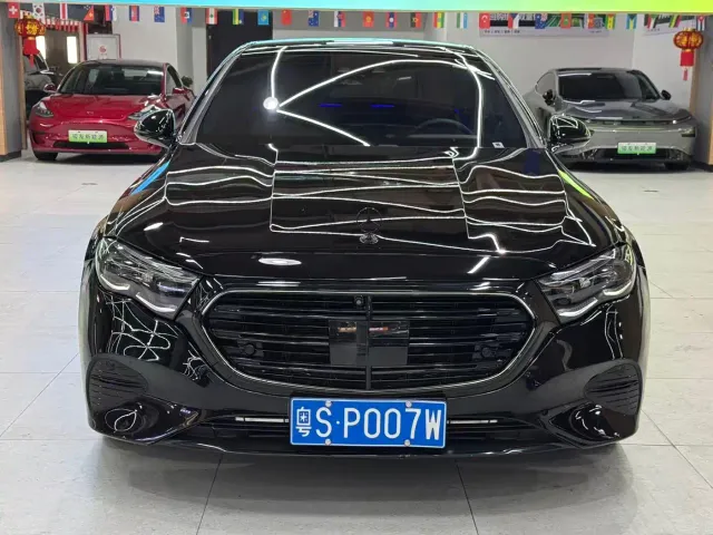 Mercedes-Benz E-Class — Фото автомобиля 2