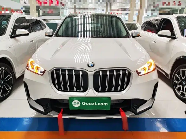 BMW X1 — Фото автомобиля 2