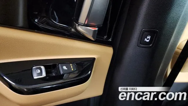 Kia Canival Carnival 4 поколение Дизель 9 мест Signature — Фото автомобиля 18