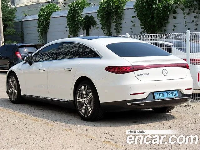 Mercedes-Benz EQS — Фото автомобиля 3