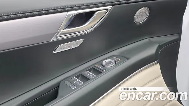 Genesis GV80 2.5T Бензин 2WD — Фото автомобиля 30