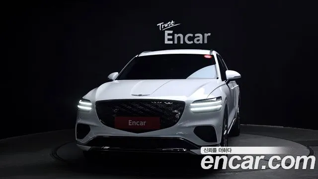 Genesis GV70 2.5T Бензин AWD — Фото автомобиля 3