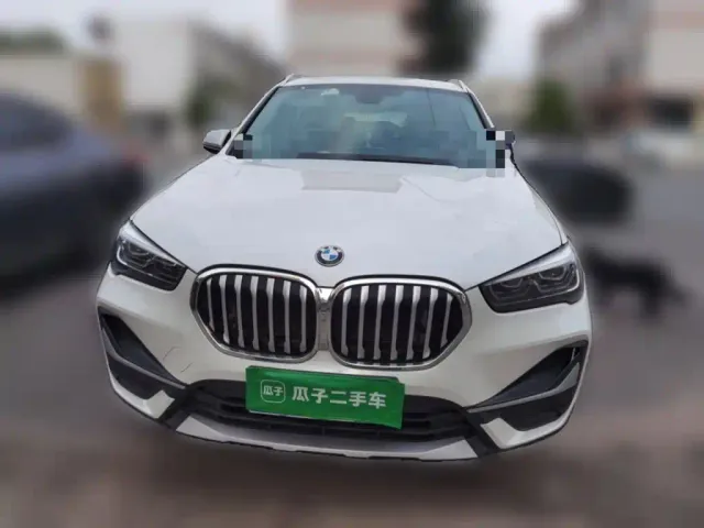 BMW X1 — Фото автомобиля 2