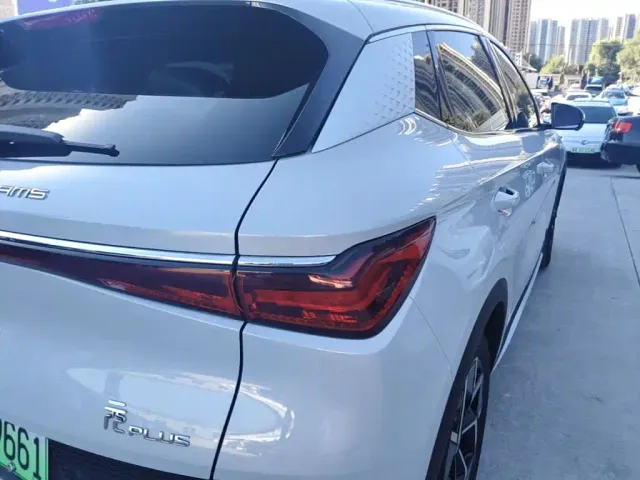 BYD Yuan PLUS — Фото автомобиля 7