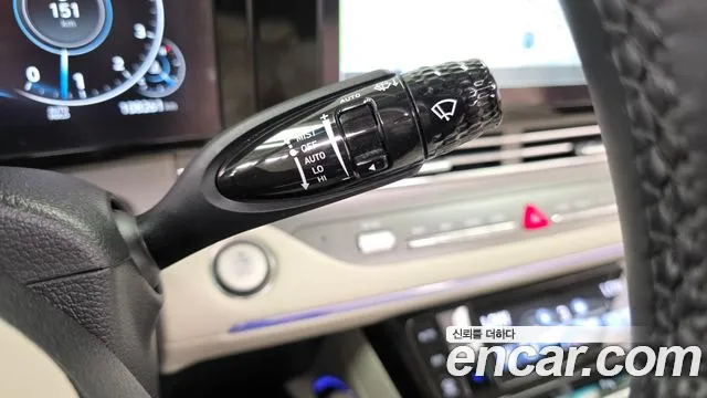 Hyundai Grandeur New — Фото автомобиля 28