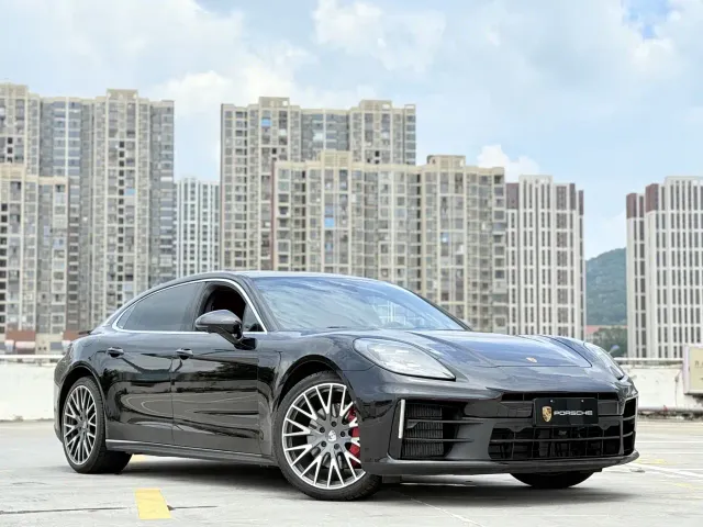Porsche Panamera — Фото автомобиля 4