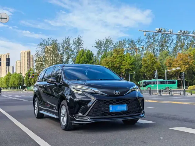 Toyota Granvia — Фото автомобиля 4