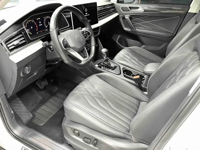 Volkswagen Tiguan L — Фото автомобиля 5