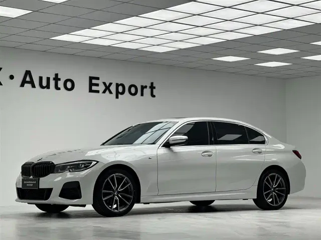 BMW 3 Series — Фото автомобиля 5