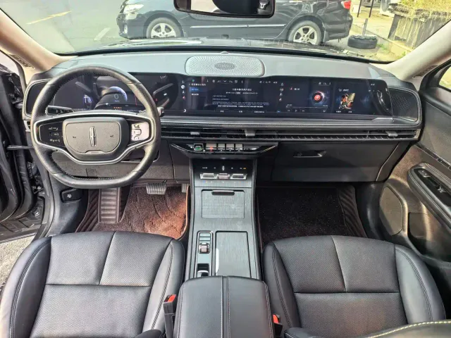 Lincoln Corsair — Фото автомобиля 4
