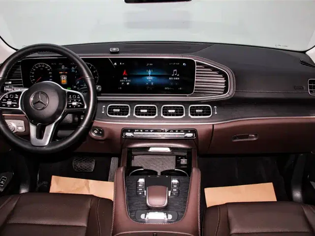 Mercedes-Benz GLE-Class — Фото автомобиля 14