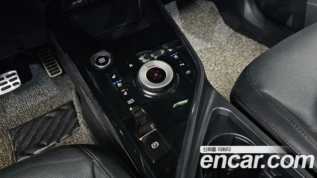 Kia Niro The All New Niro Signature — Фото автомобиля 9