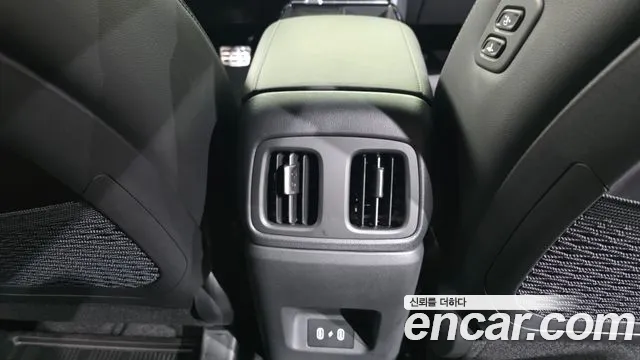 Hyundai Tucson Новый Tucson (NX4) Бензин 1.6 Turbo 4WD — Фото автомобиля 28