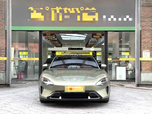 Xiaomi SU7 — Фото автомобиля 2