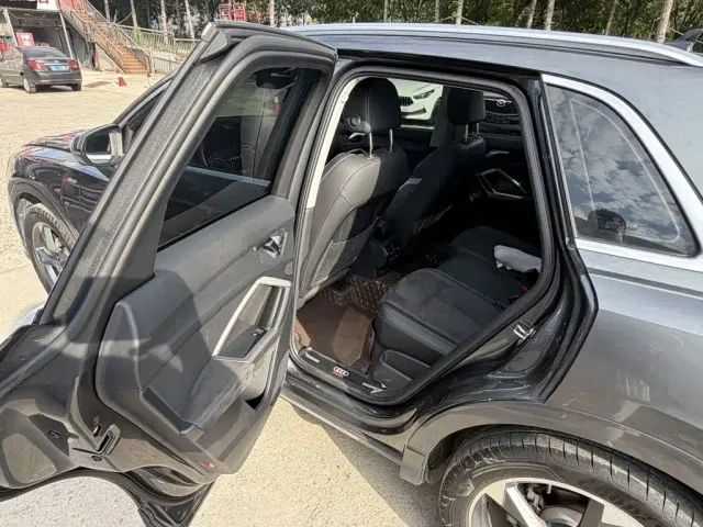 Audi Q3 — Фото автомобиля 13