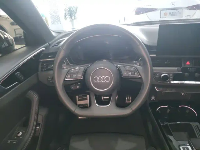 Audi A4L — Фото автомобиля 6