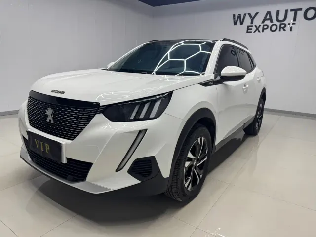 Фотография автомобиля — Peugeot 2008