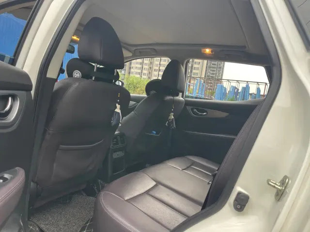 Nissan Qashqai — Фото автомобиля 8