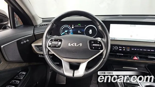 Kia K8 — Фото автомобиля 12