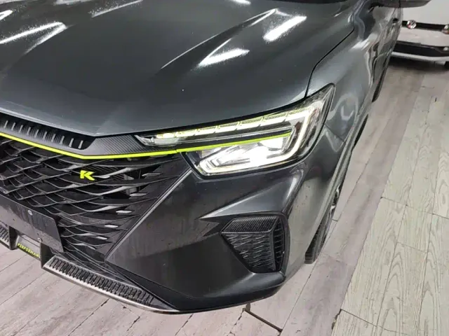 Roewe RX5 — Фото автомобиля 23