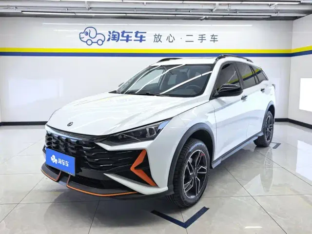 Фотография автомобиля — Dongfeng Yixuan GS