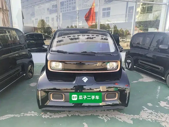 Baojun KiWi EV — Фото автомобиля 2