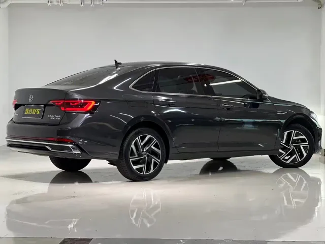 Volkswagen Sagitar — Фото автомобиля 8