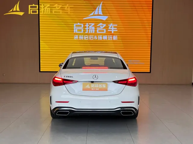 Mercedes-Benz C-Class — Фото автомобиля 28