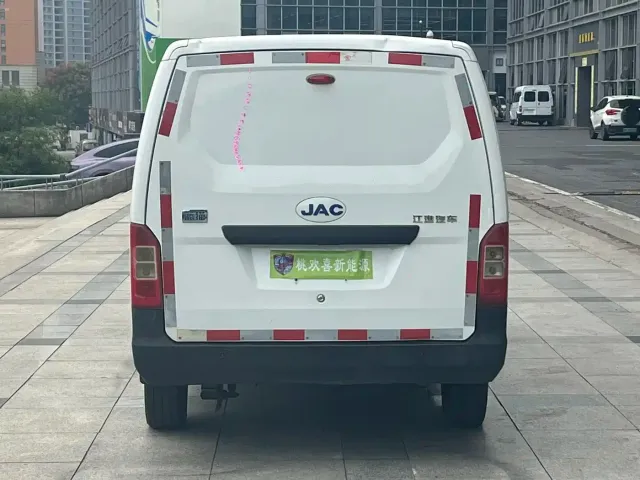 JAC Motors Blue Cat 2023 M1 Gotion High-Tech 40.55kWh Elite Edition — Фото автомобиля 8