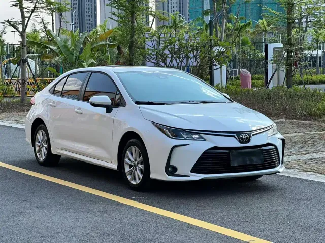 Фотография автомобиля — Toyota Corolla