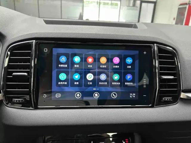 Skoda Karoq — Фото автомобиля 11