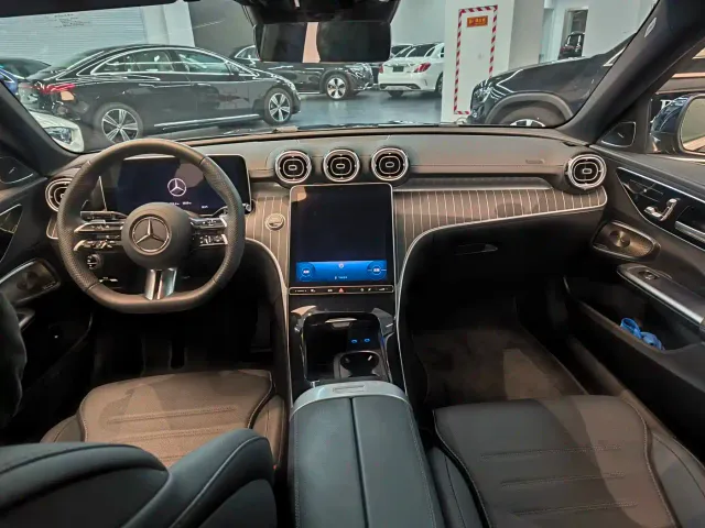 Mercedes-Benz C-Class — Фото автомобиля 11