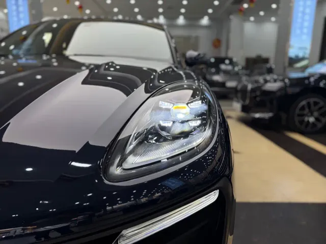 Porsche Macan — Фото автомобиля 24