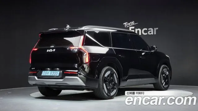 Kia EV9 — Фото автомобиля 2