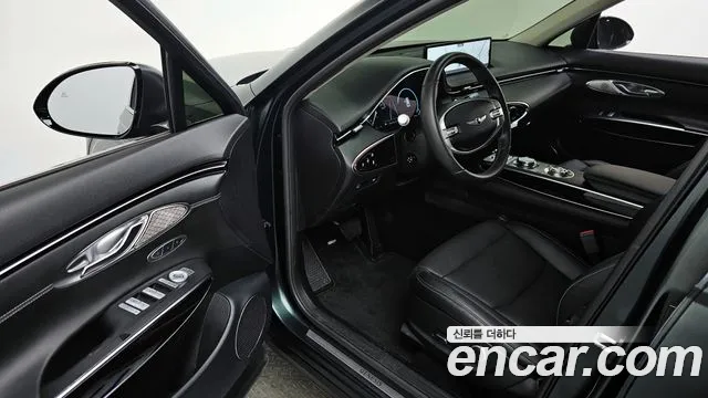 Genesis GV70 2.5T Бензин AWD — Фото автомобиля 10
