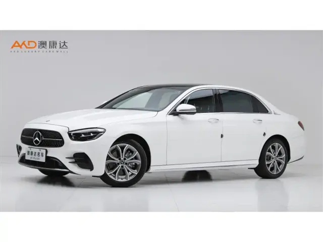 Фотография автомобиля — Mercedes-Benz E-Class